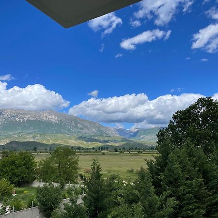 Hotel Selfo Dervician Екстер'єр фото