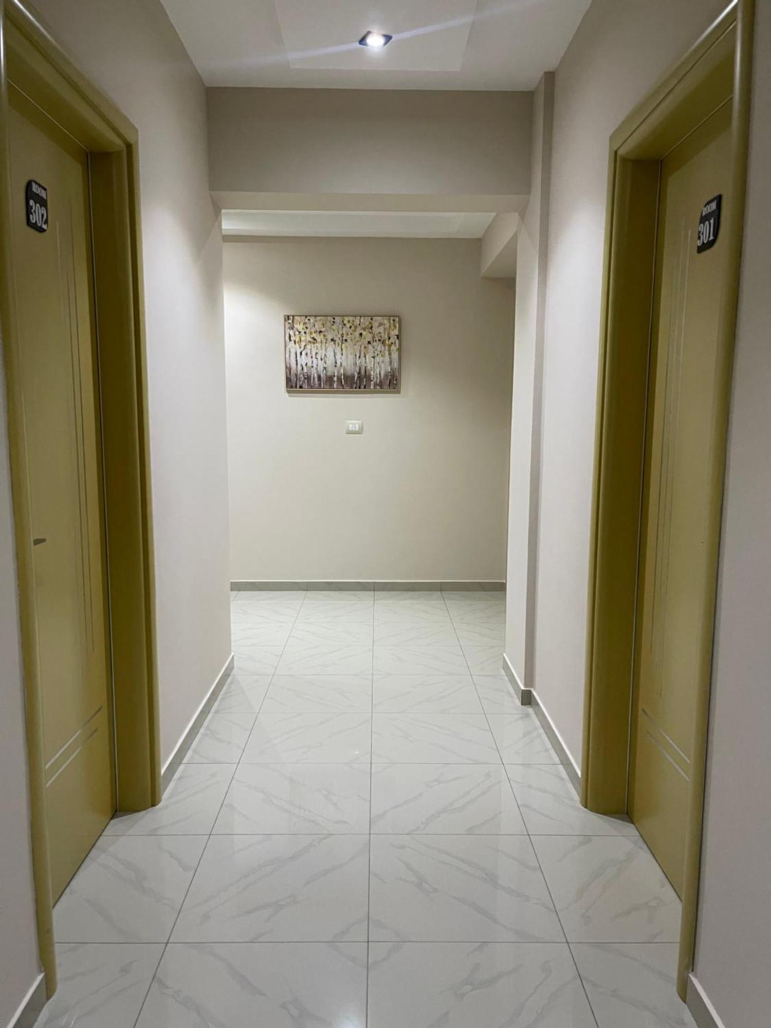 Hotel Selfo Dervician Екстер'єр фото