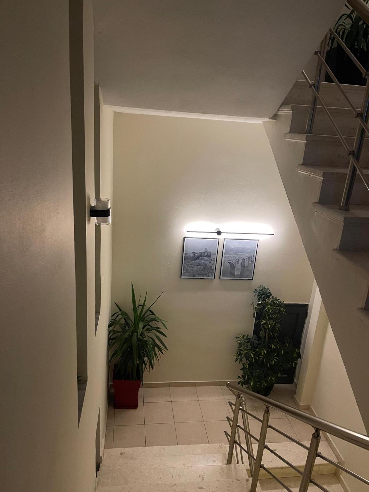 Hotel Selfo Dervician Екстер'єр фото